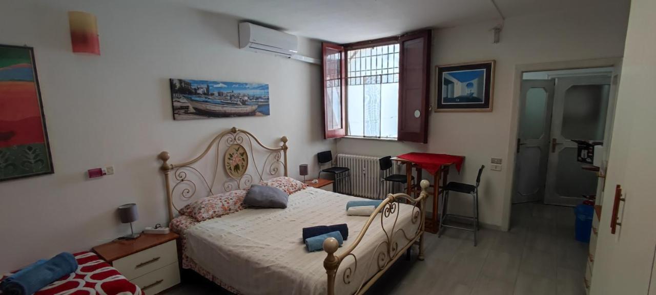 Super Central Studio, No Noise, Near Seaside, Shops Bari Extérieur photo